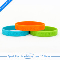 Vente en gros de bracelet en silicone à bas prix ou bracelet avec logo personnalisé